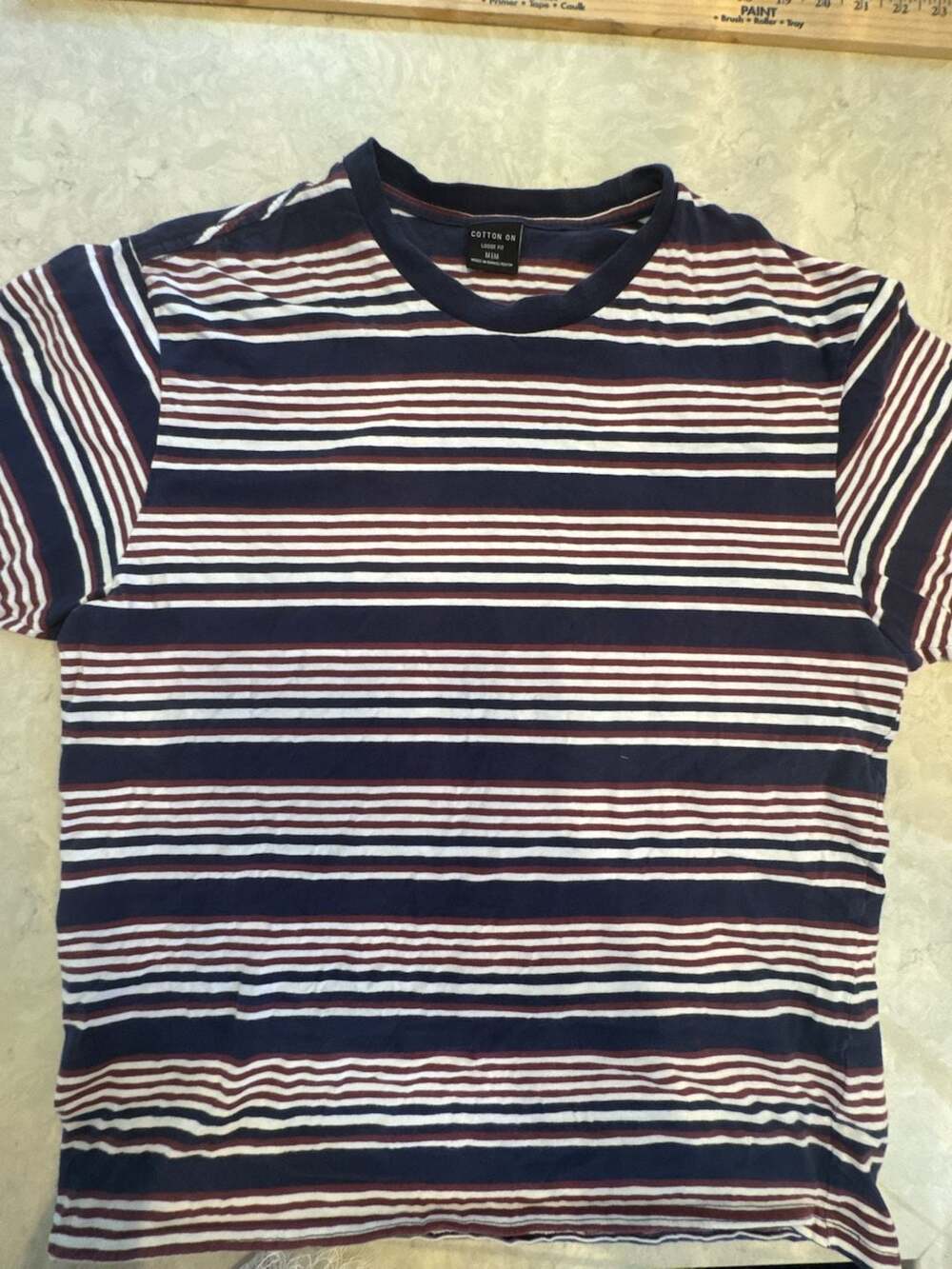 Cotton On Men's Relaxed Fit Striped T-Shirt